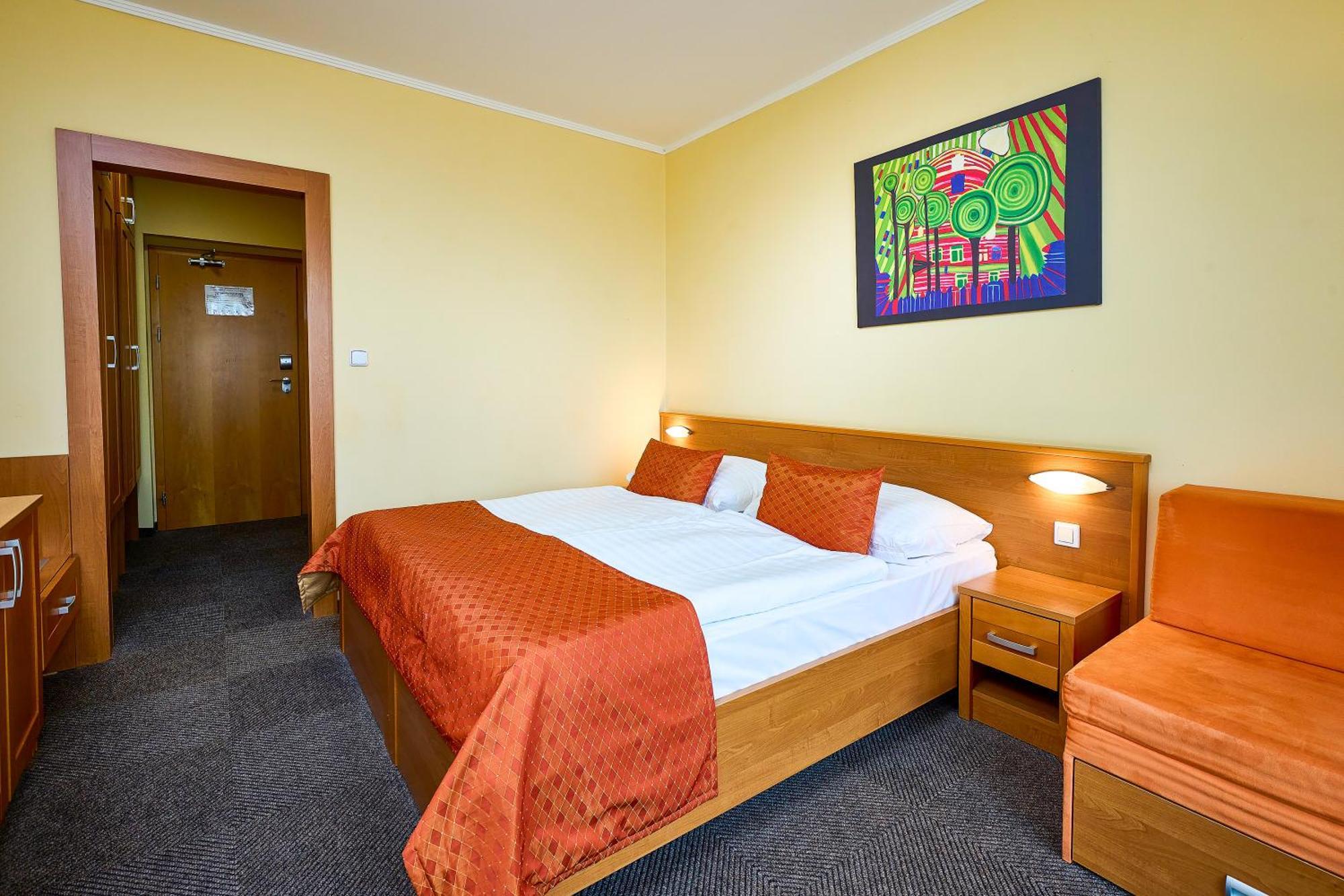 Hotel SOREA REGIA Pressburg Exterior foto
